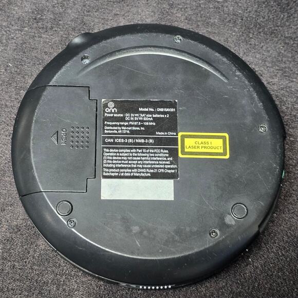 CD Projects Portable Walkman Travel Carrying Case 24 Slots & ONN CD Player - Picture 6 of 11